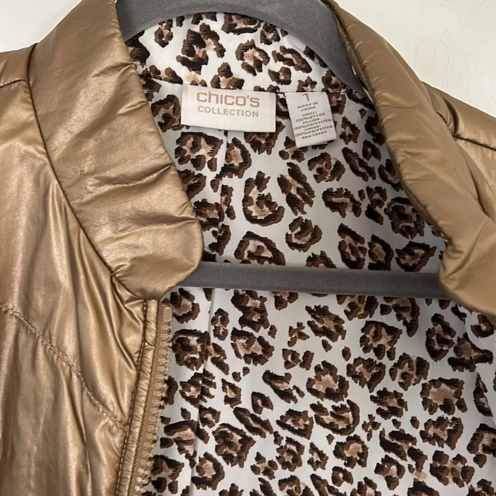 EUC Chicos 1 Gold Vest with animal print inside - Picture 5 of 6
